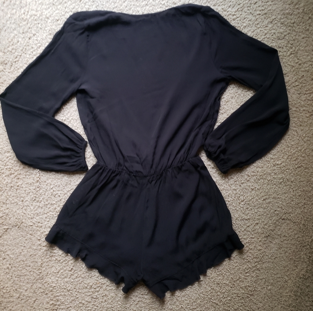 Maddy K Ruffle Romper - Picture 3 of 11